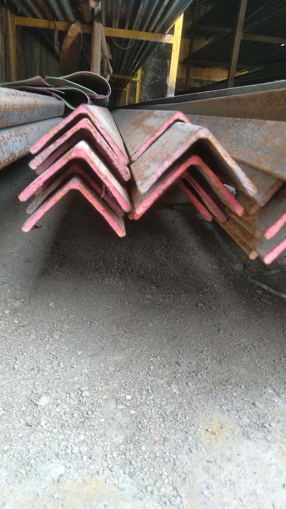 SIKU BESI 40X40X4mm SNI- 6M/L3,9cmT3mm/9.5Kg/MERAH (AA)